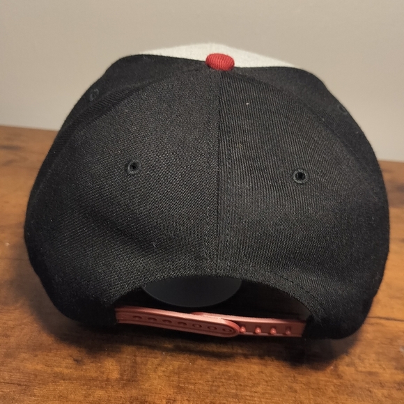 47 Brand Gray and Red Baseball Cap - Picture 2 of 4